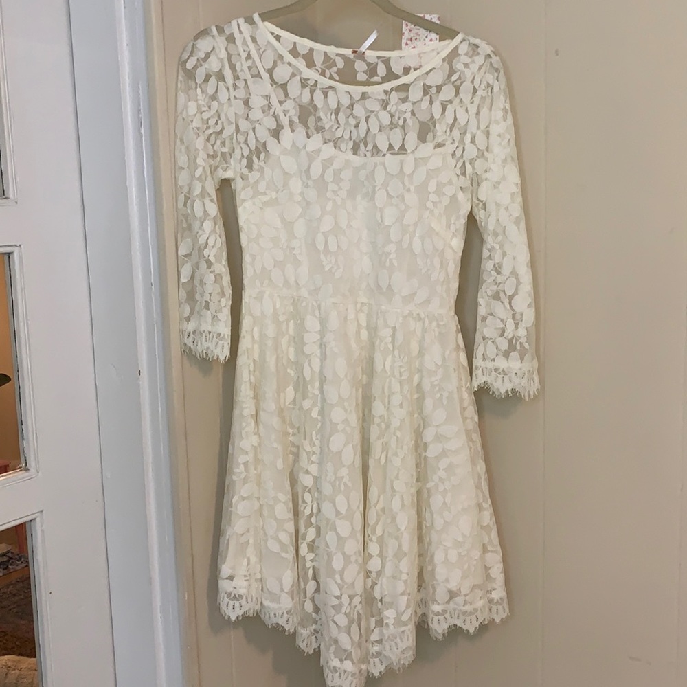 Free People Lacey Leaf White Dress - tag on and never been worn! Size 4